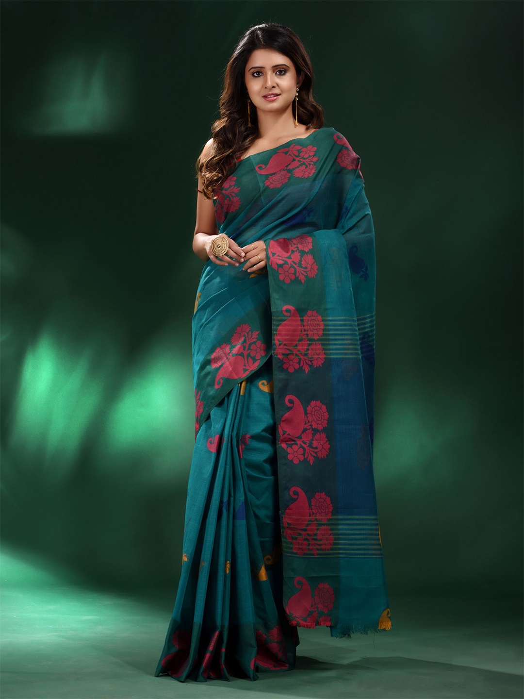 

Charukriti Green & Blue Woven Design Pure Cotton Saree With Unstitched Blouse Piece