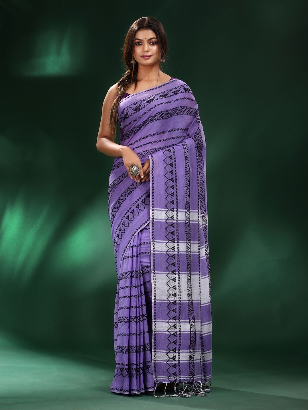 

Charukriti Violet & Black Woven Design Pure Cotton Saree