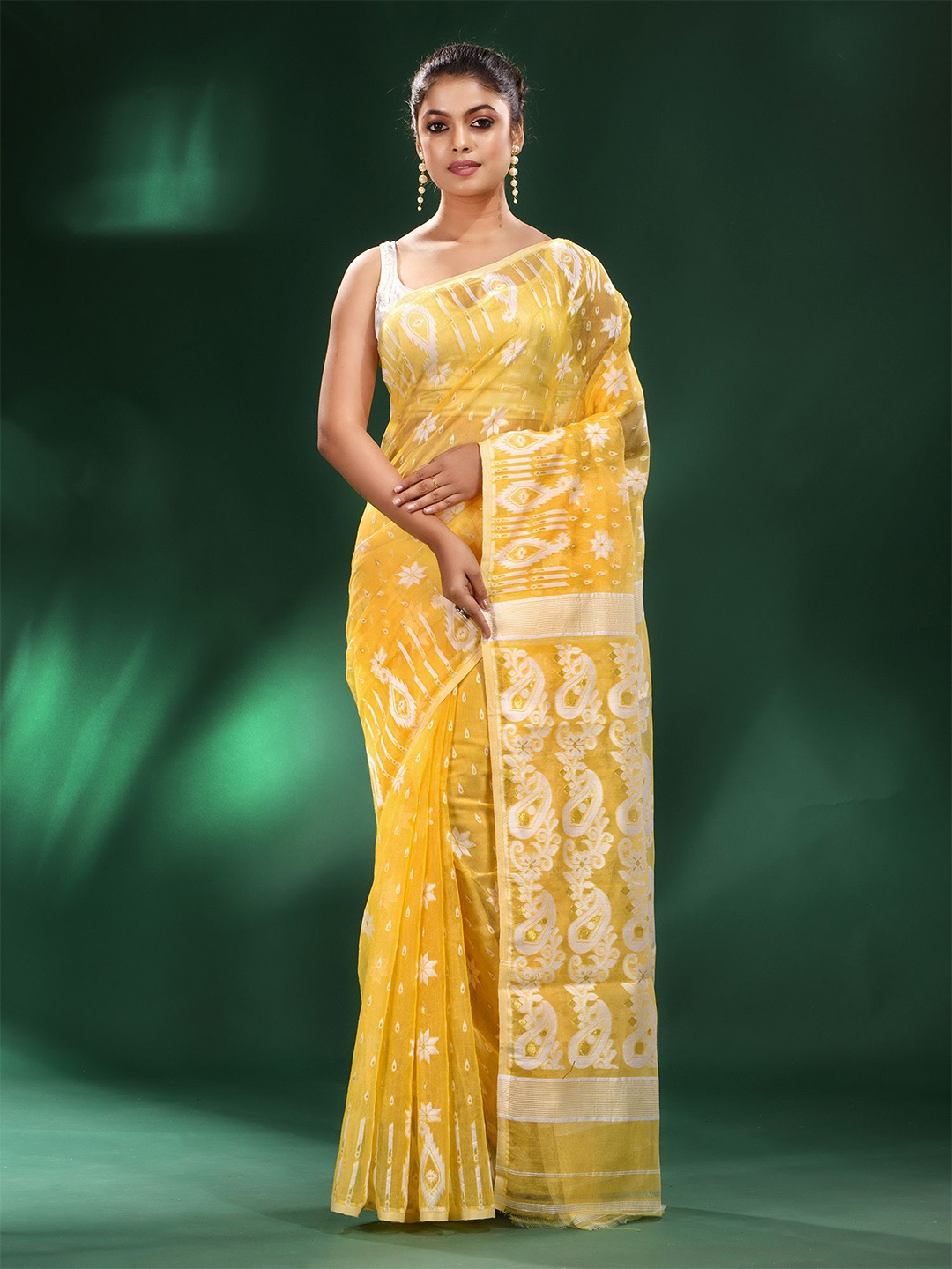 

Charukriti Yellow & White Woven Design Silk Cotton Jamdani Saree