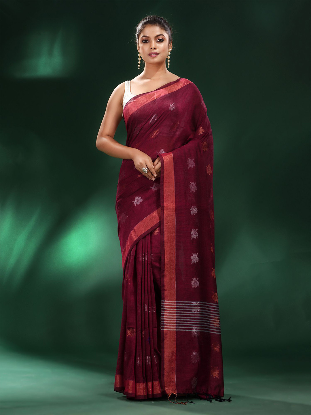 

Charukriti Magenta & Red Woven Design Zari Pure Cotton Saree