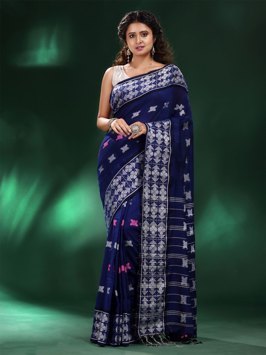 

Charukriti Blue & Off White Ethnic Motifs Zari Pure Cotton Saree