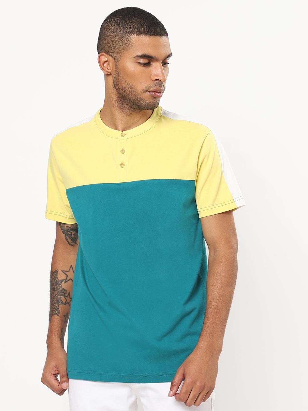 

Bewakoof Men Green Colourblocked Pure Cotton T-shirt