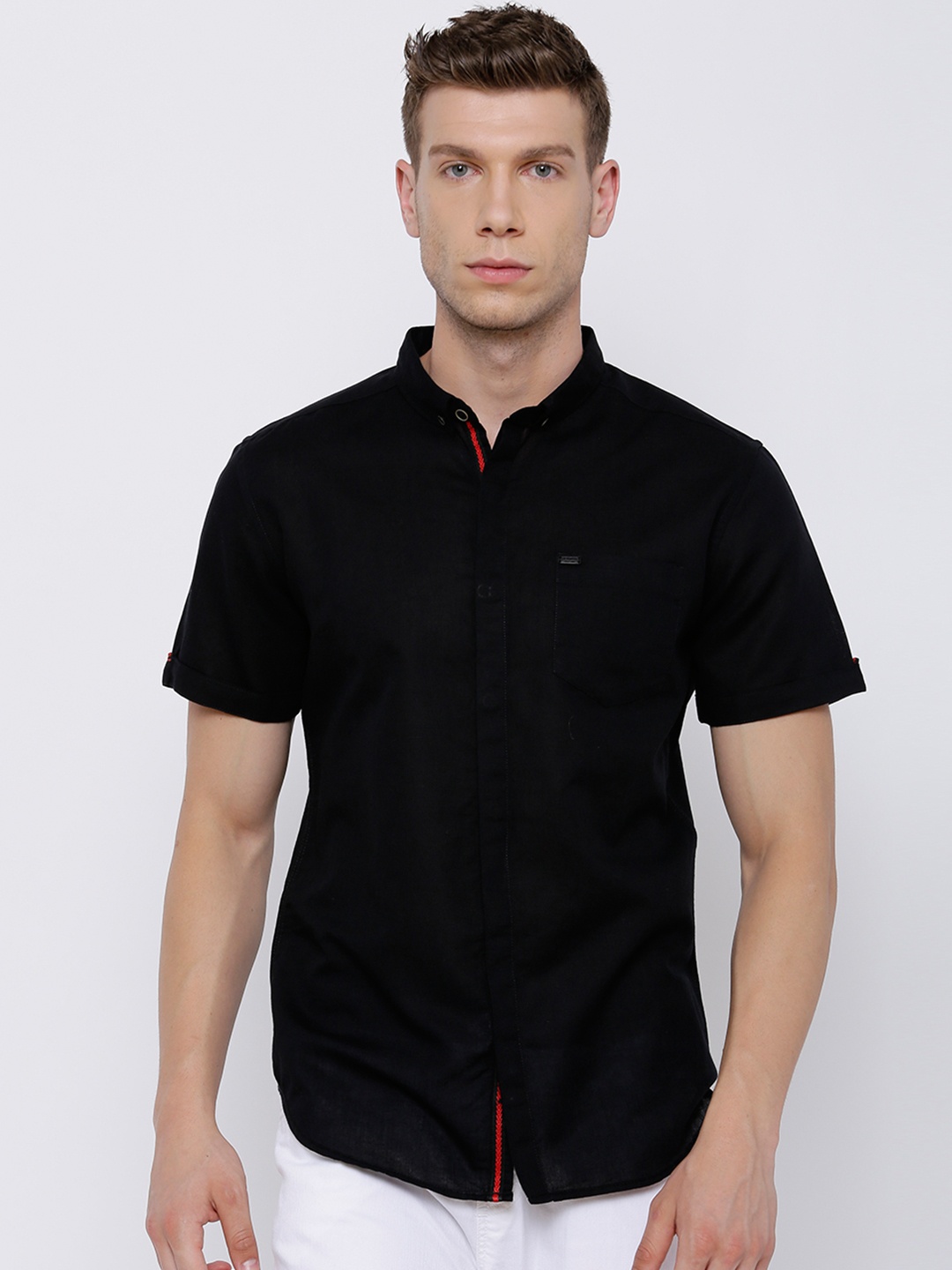 

LOCOMOTIVE Men Black Slim Fit Solid Casual Shirt