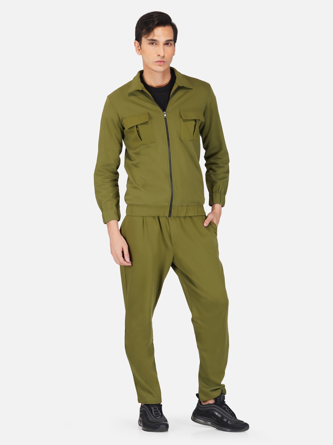 

Tinted Men Olive Green Outdoor Tailored Jacket