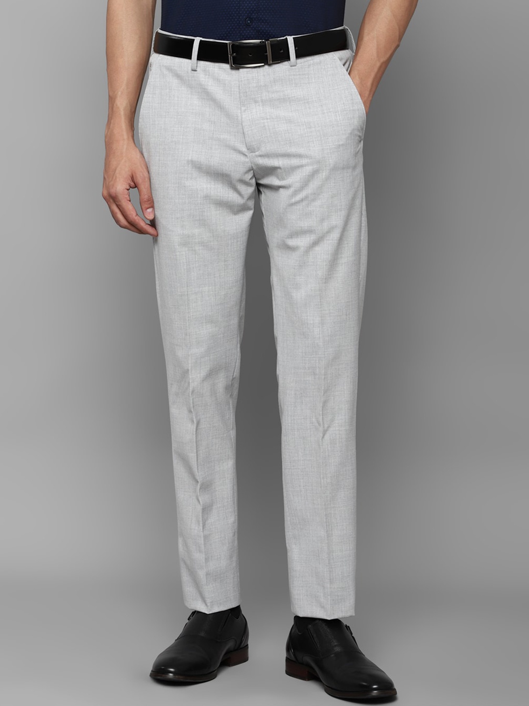 

Louis Philippe Men Grey Solid Slim Fit Trousers