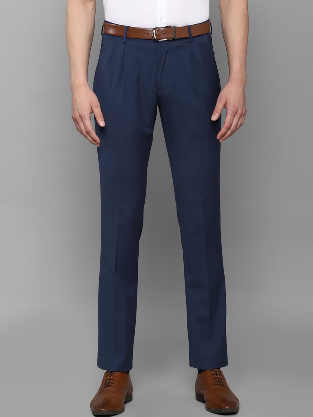 

Louis Philippe Men Navy Blue Pleated Formal Trouser