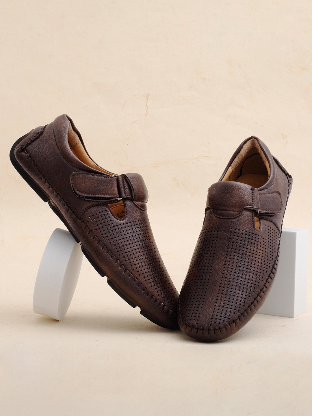 

Big Fox Men Brown Shoe-Style Sandals