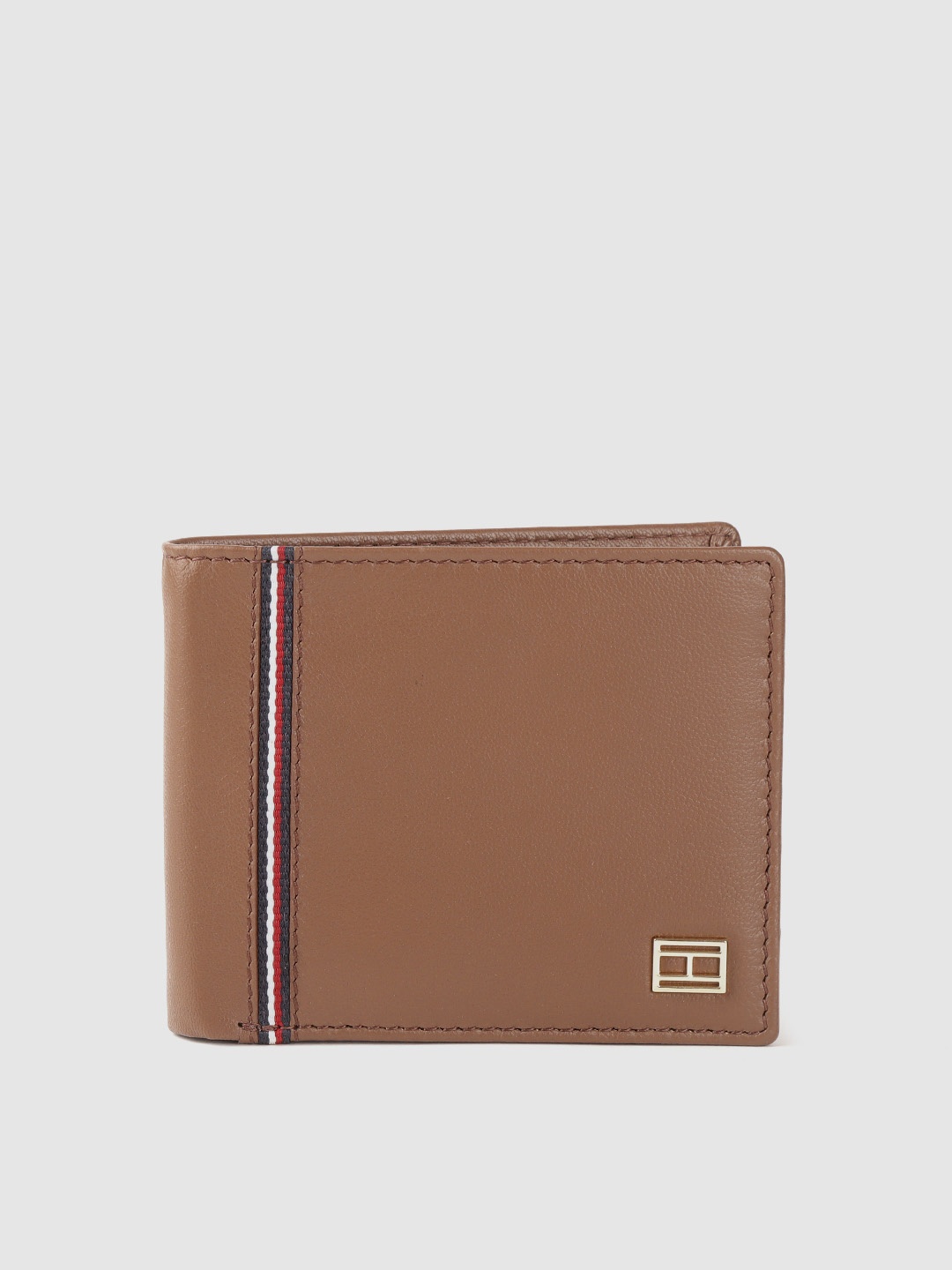 

Tommy Hilfiger Men Tan Brown Leather Two Fold Wallet