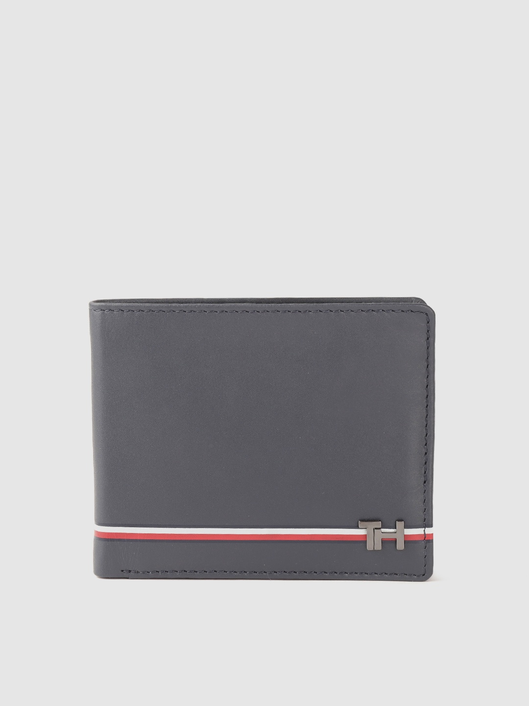 

Tommy Hilfiger Men Grey Striped Leather Two Fold Wallet