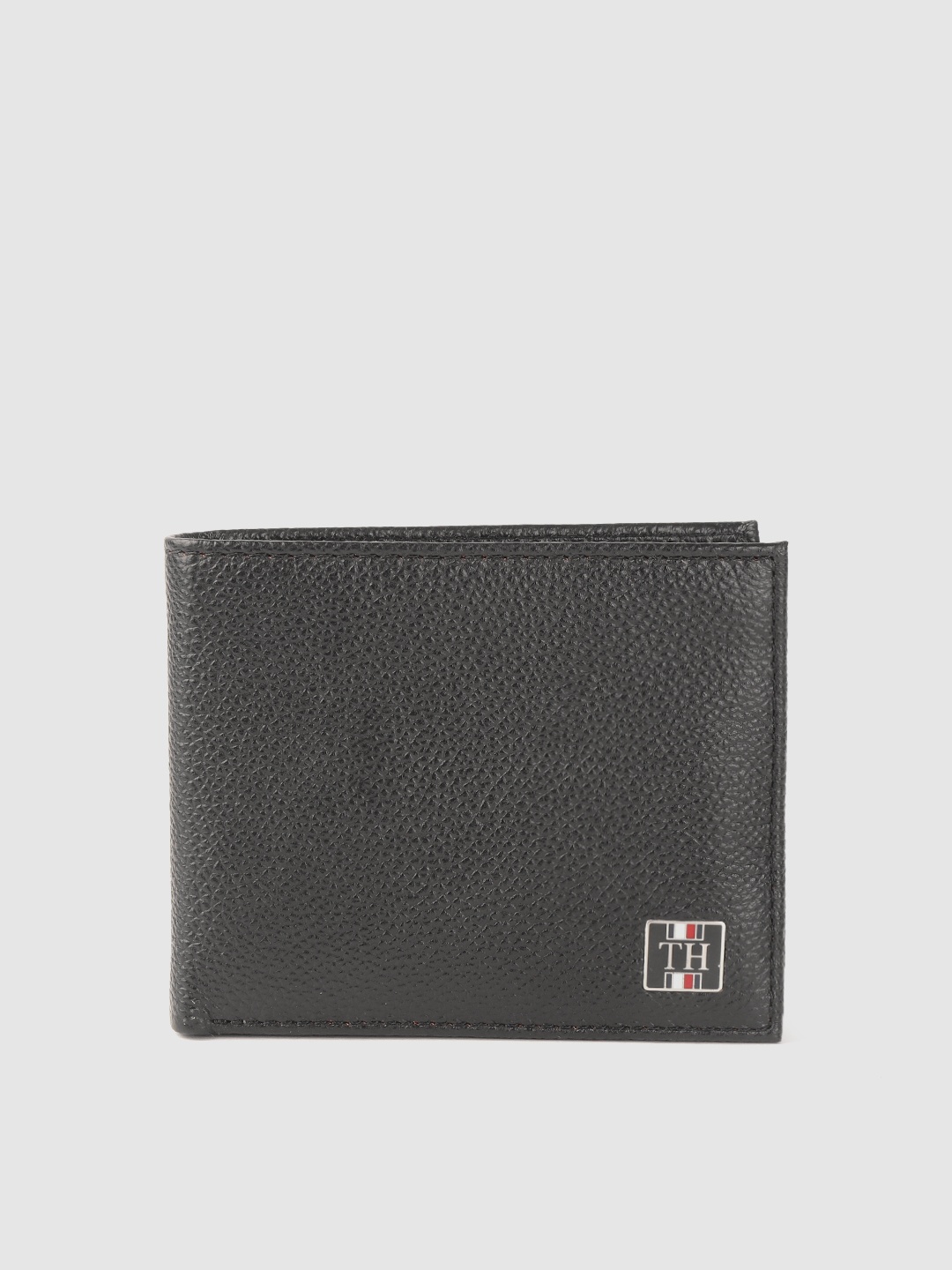 

Tommy Hilfiger Men Black Textured Leather Two Fold Wallet