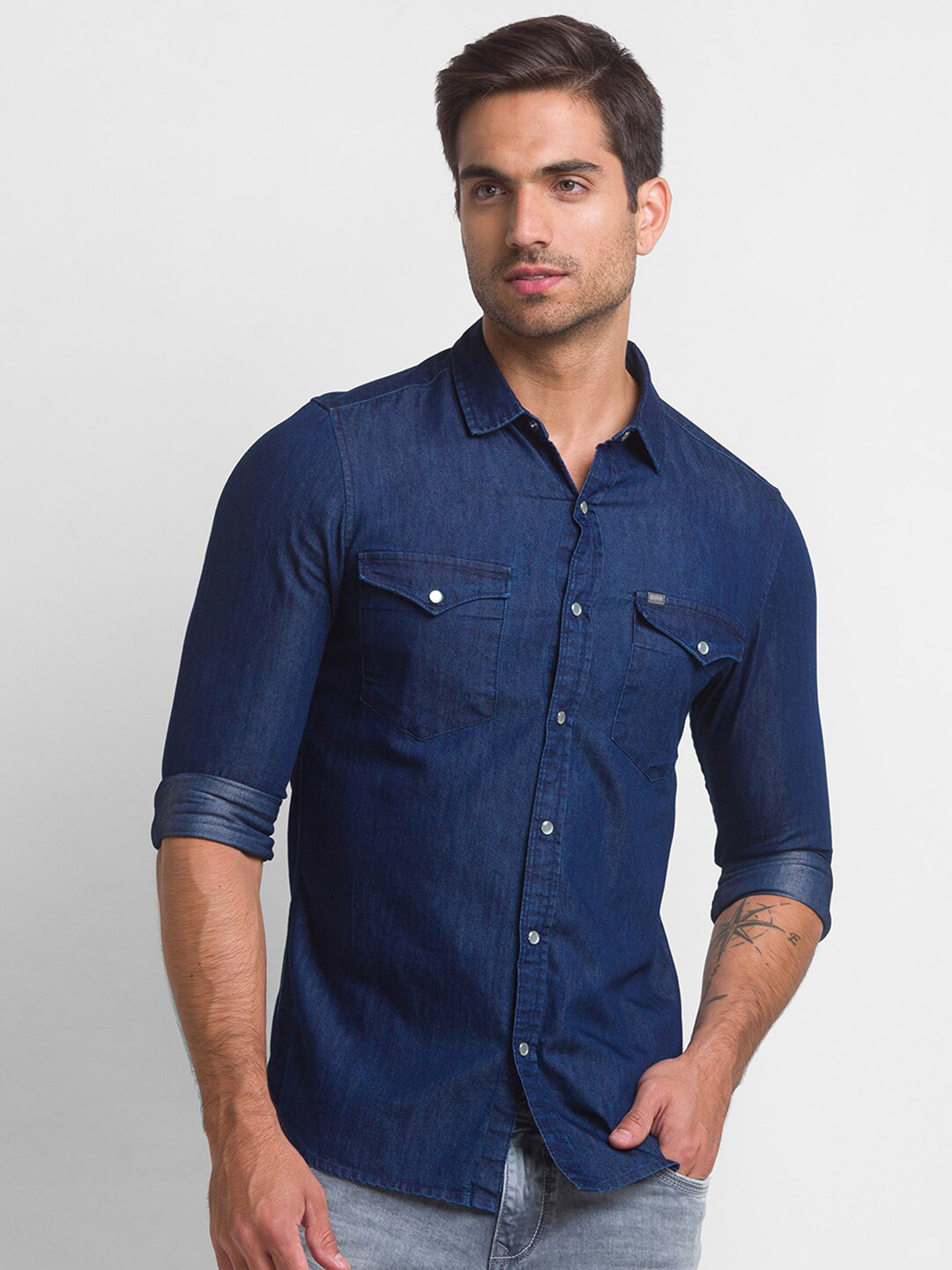 

SPYKAR Men Blue Slim Fit Casual Shirt