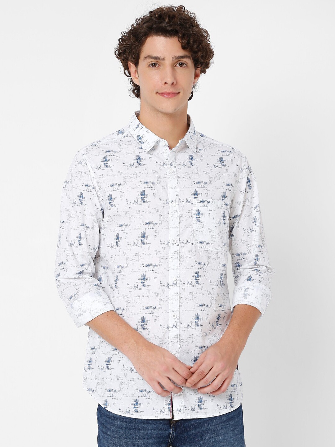 

SPYKAR Men White Slim Fit Printed Cotton Casual Shirt
