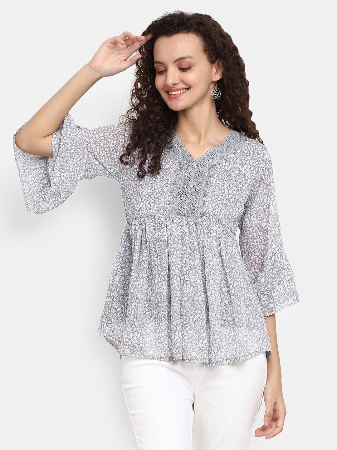 

V-Mart Women Grey & White Floral Printed Empire Top