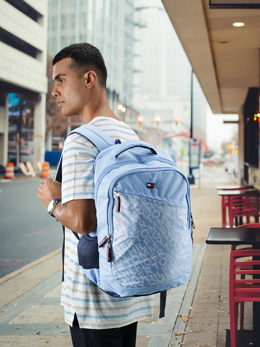 

Tommy Hilfiger Unisex Blue Brand Logo Backpack