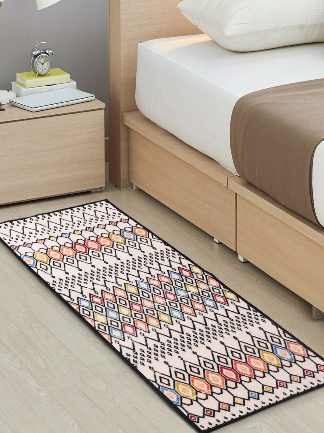 

URBAN SPACE Cream & Black Bohemian Printed Carpet