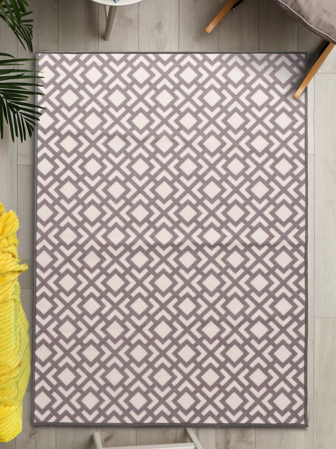 

URBAN SPACE Grey & Off -White Printed Anti Skid Carpet