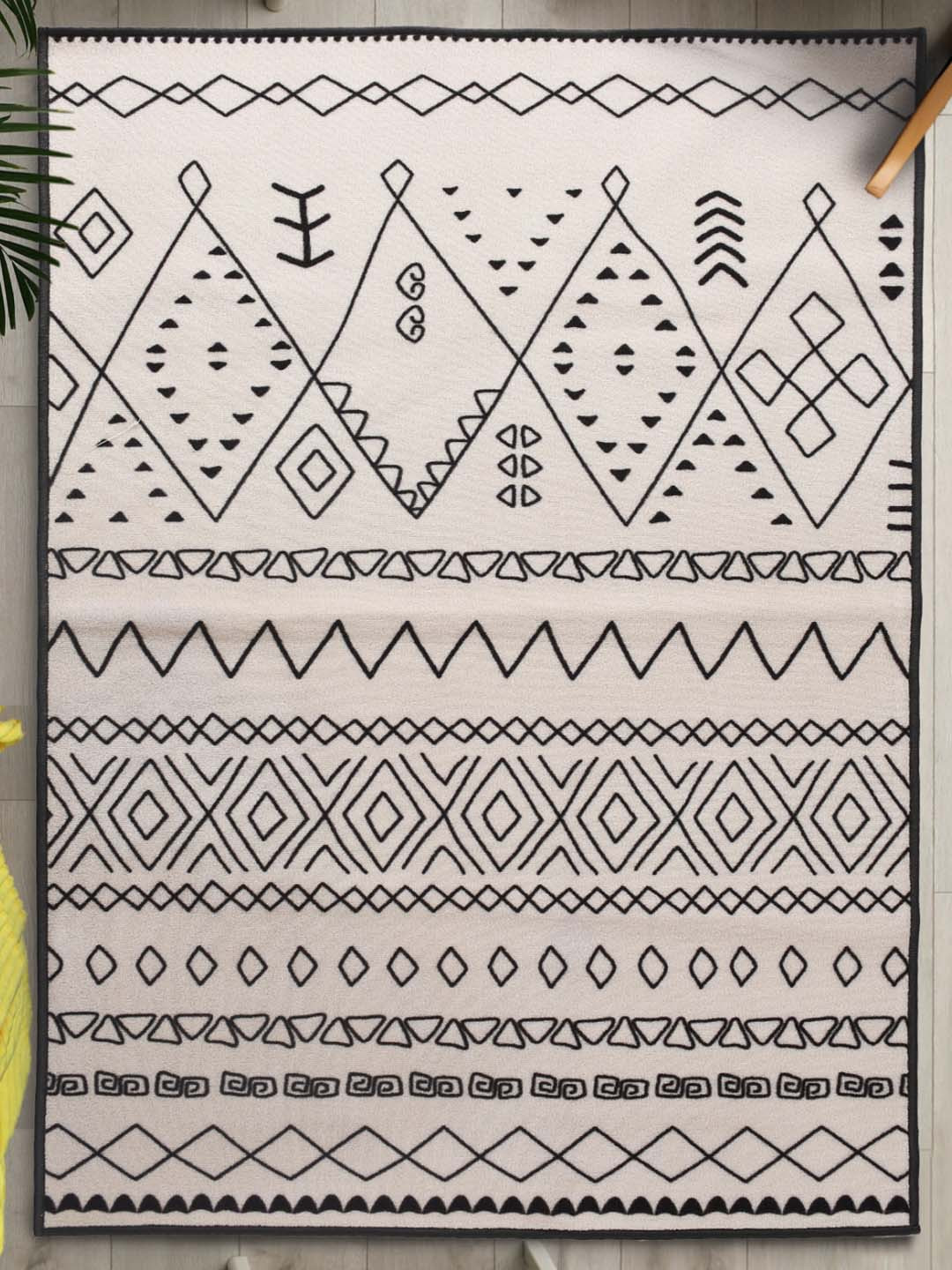 

URBAN SPACE White & Grey Printed Carpets