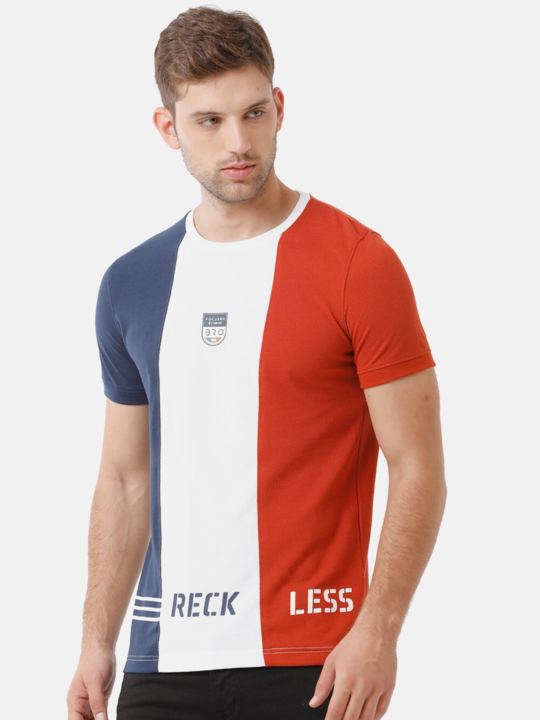 

CP BRO Men Blue & White Colourblocked Slim Fit T-shirt