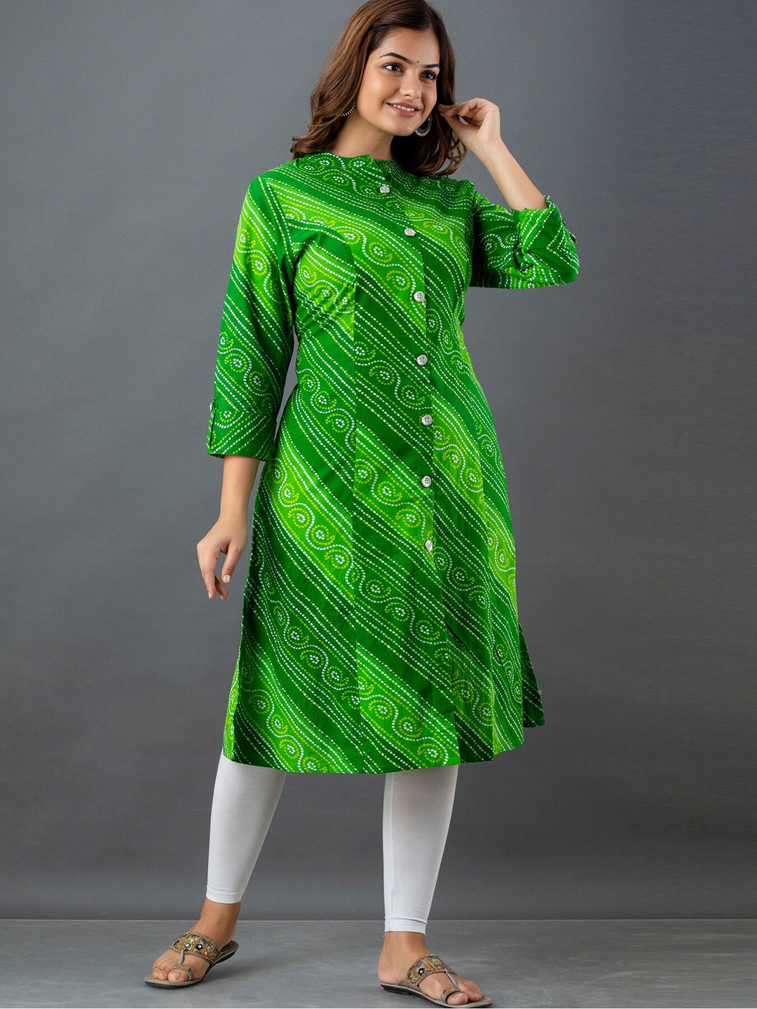 

Lee Moda Women Green Bandhani Printed Kurta