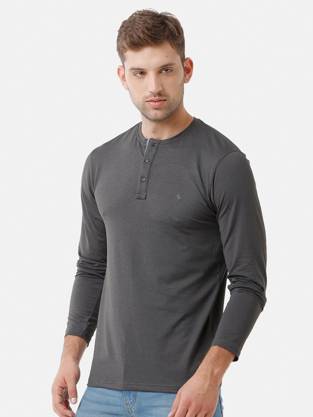 

Classic Polo Men Black Henley Neck Slim Fit T-shirt