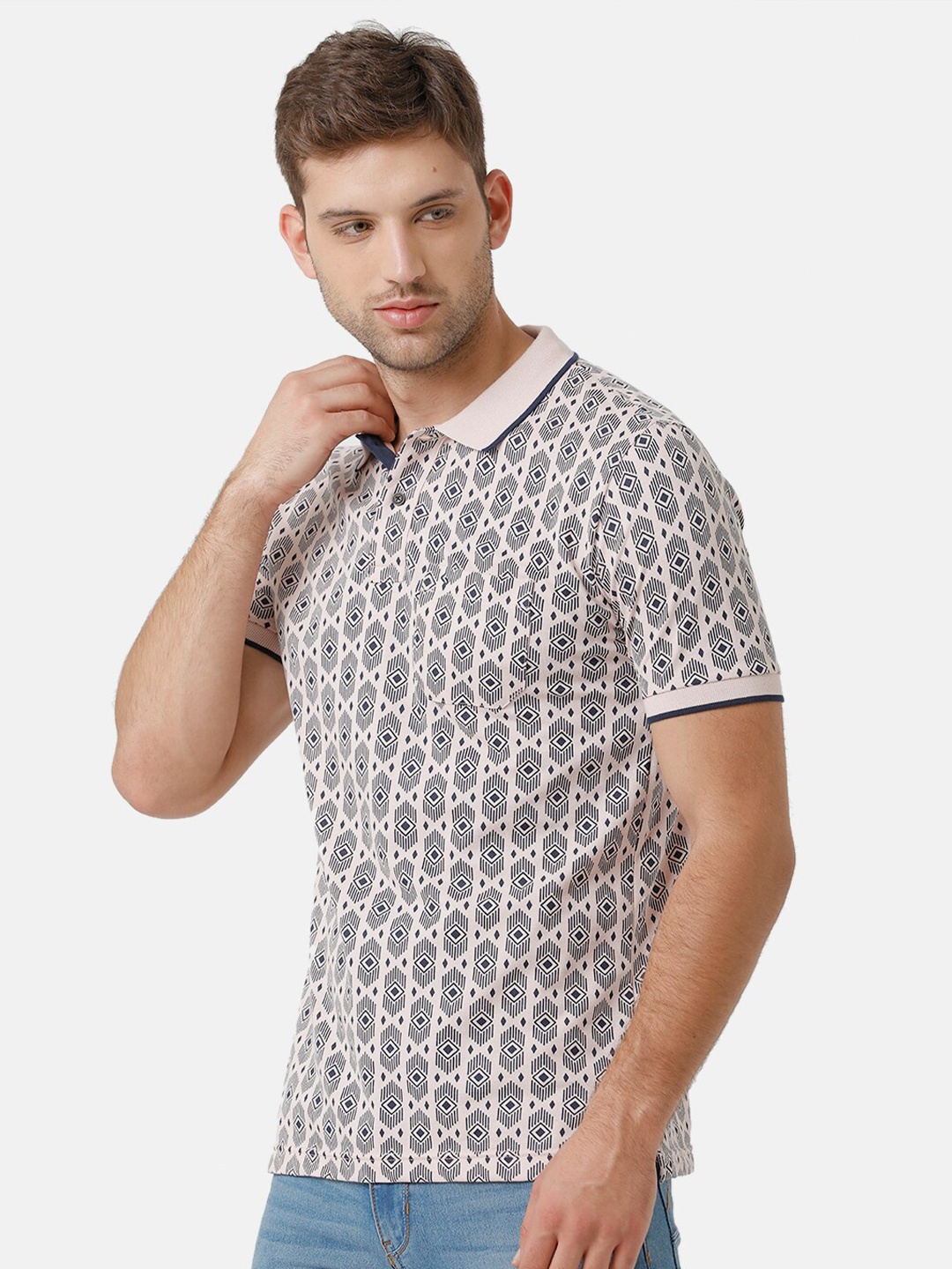 

Classic Polo Men Off White & Navy Blue Printed Polo Collar Slim Fit T-shirt