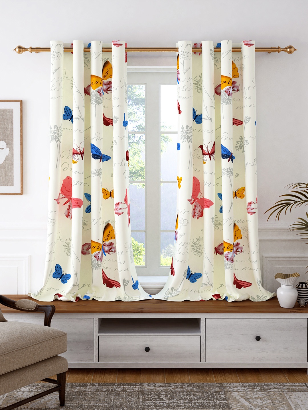 

Story@home White & Blue Set of 2 Floral Room Darkening Window Curtain