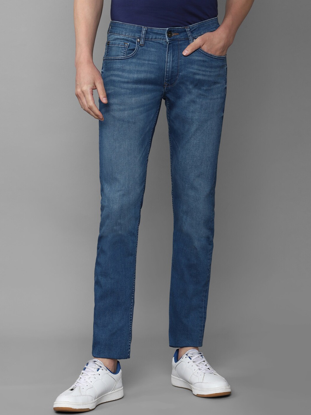 

Louis Philippe Jeans Men Blue Slim Fit Light Fade Jeans