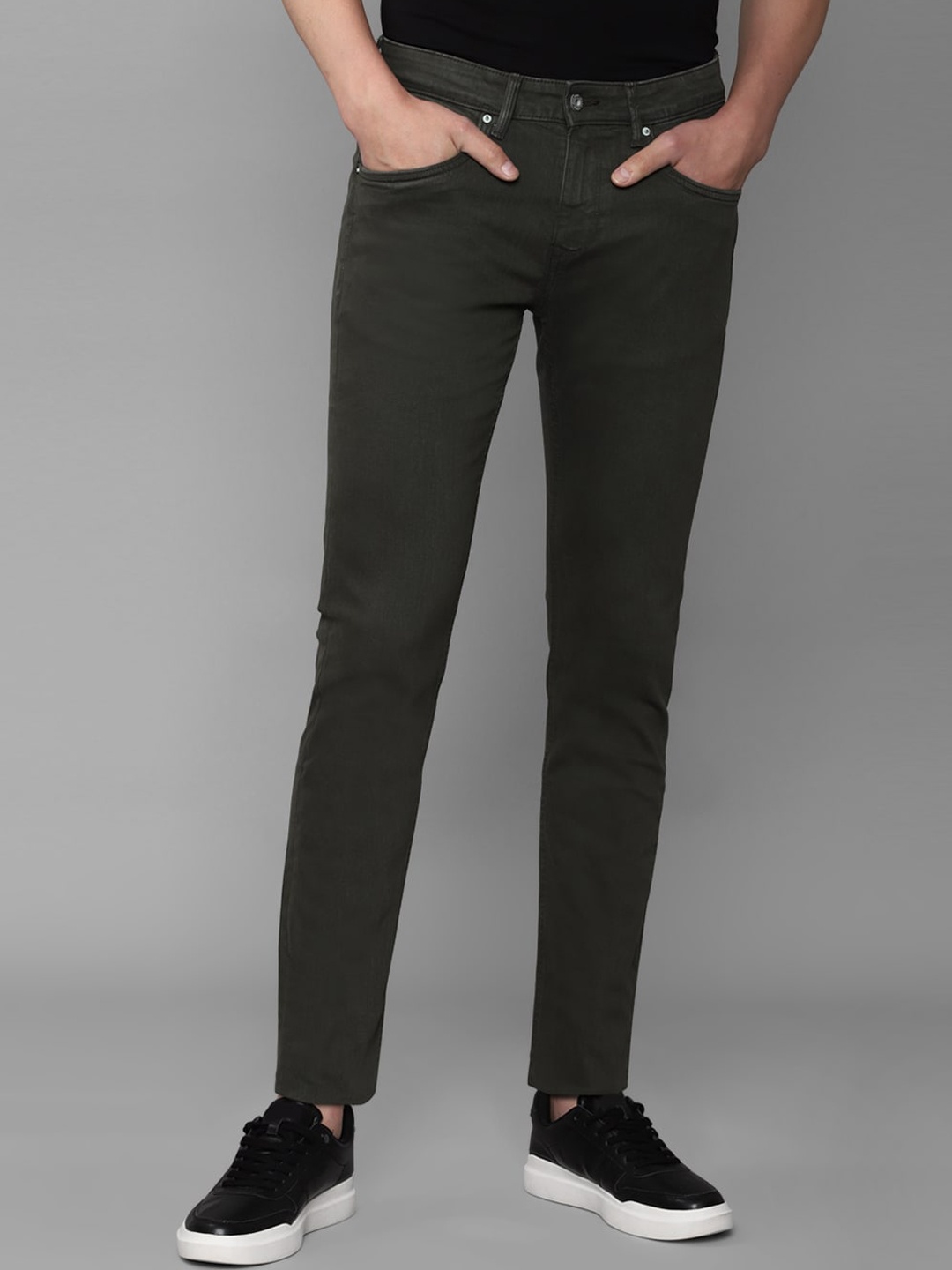 

Louis Philippe Jeans Men Charcoal Slim Fit Jeans