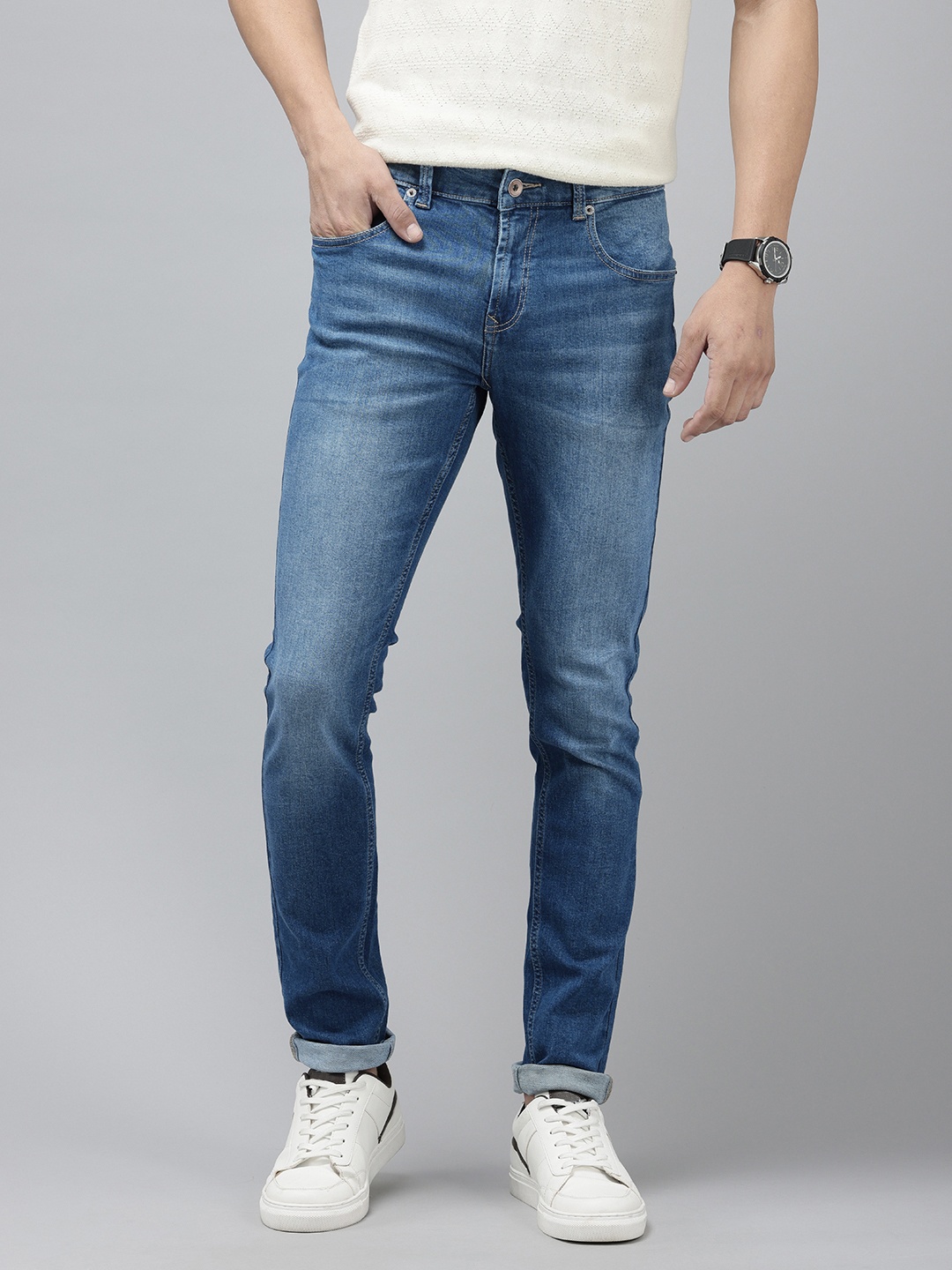 

SPYKAR Men Slim Fit Low-Rise Heavy Fade Stretchable Jeans, Blue