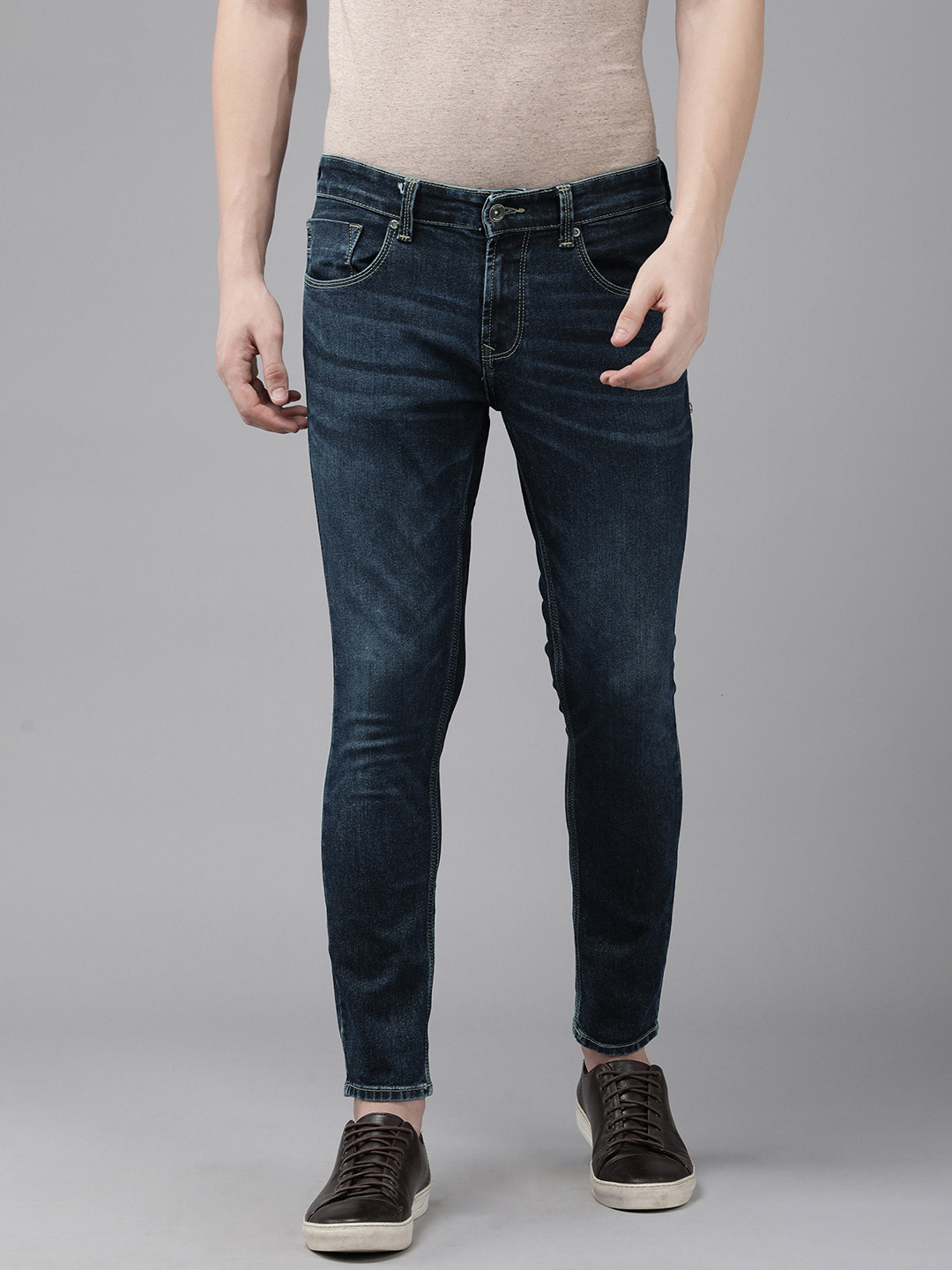 

SPYKAR Men Blue Slim Fit Light Fade Stretchable Jeans