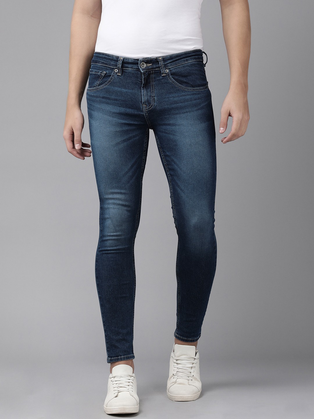 

SPYKAR Men Blue Super Skinny Super Slim Fit Low-Rise Light Fade Stretchable Jeans