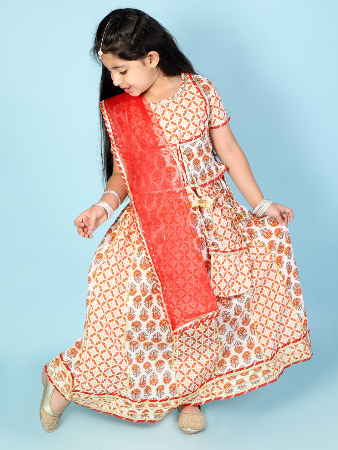 

KID1 Girls White & Red Printed Ready to Wear Lehenga & Blouse With Dupatta