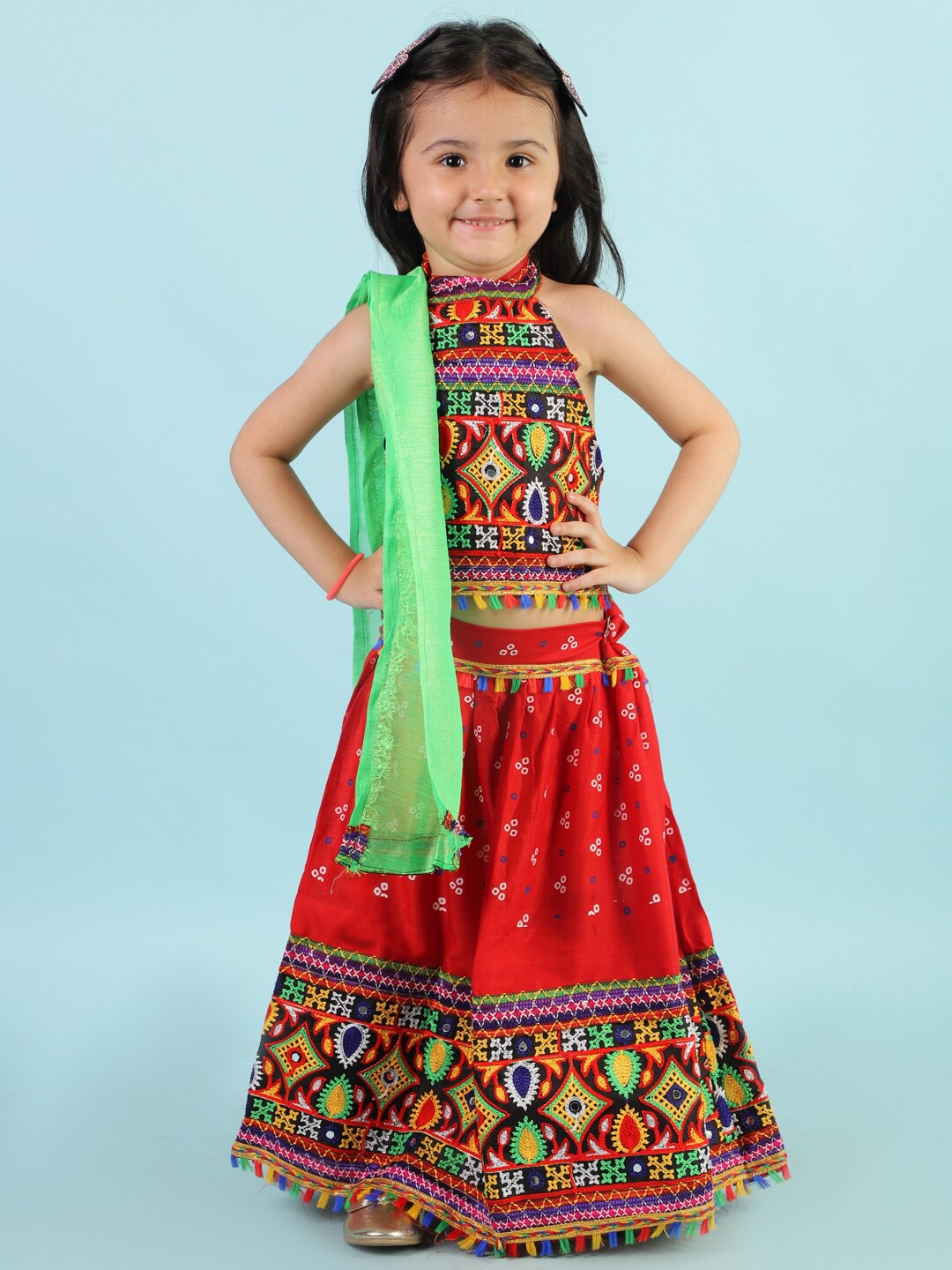 

KID1 Girls Red & Green Embroidered Ready to Wear Lehenga & Blouse With Dupatta