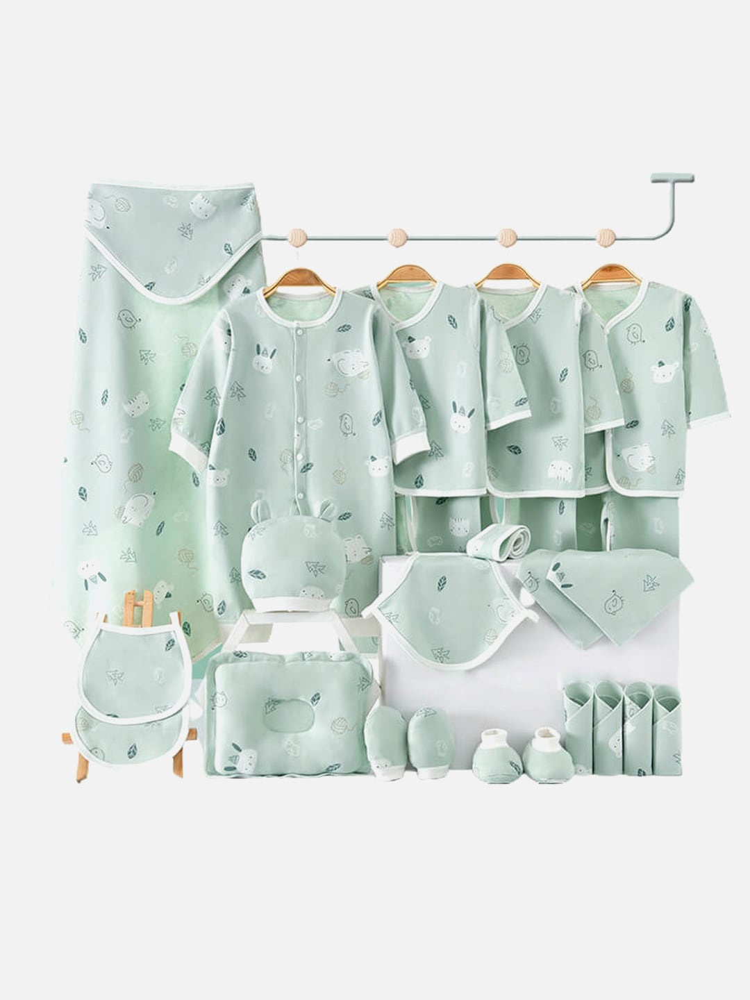 

Little Surprise Box LLP Infants 24 Pcs Printed Baby Apparel Gift Set, Green