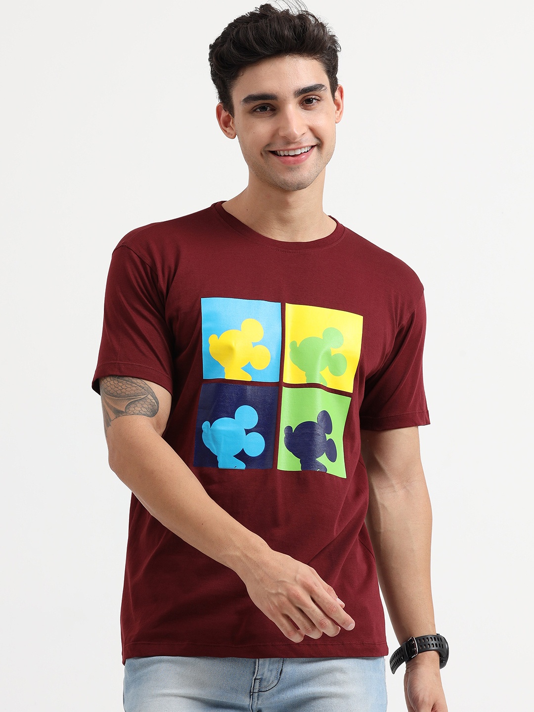 

COOFT Men Maroon Mickey Mouse Printed Pure Cotton T-shirt