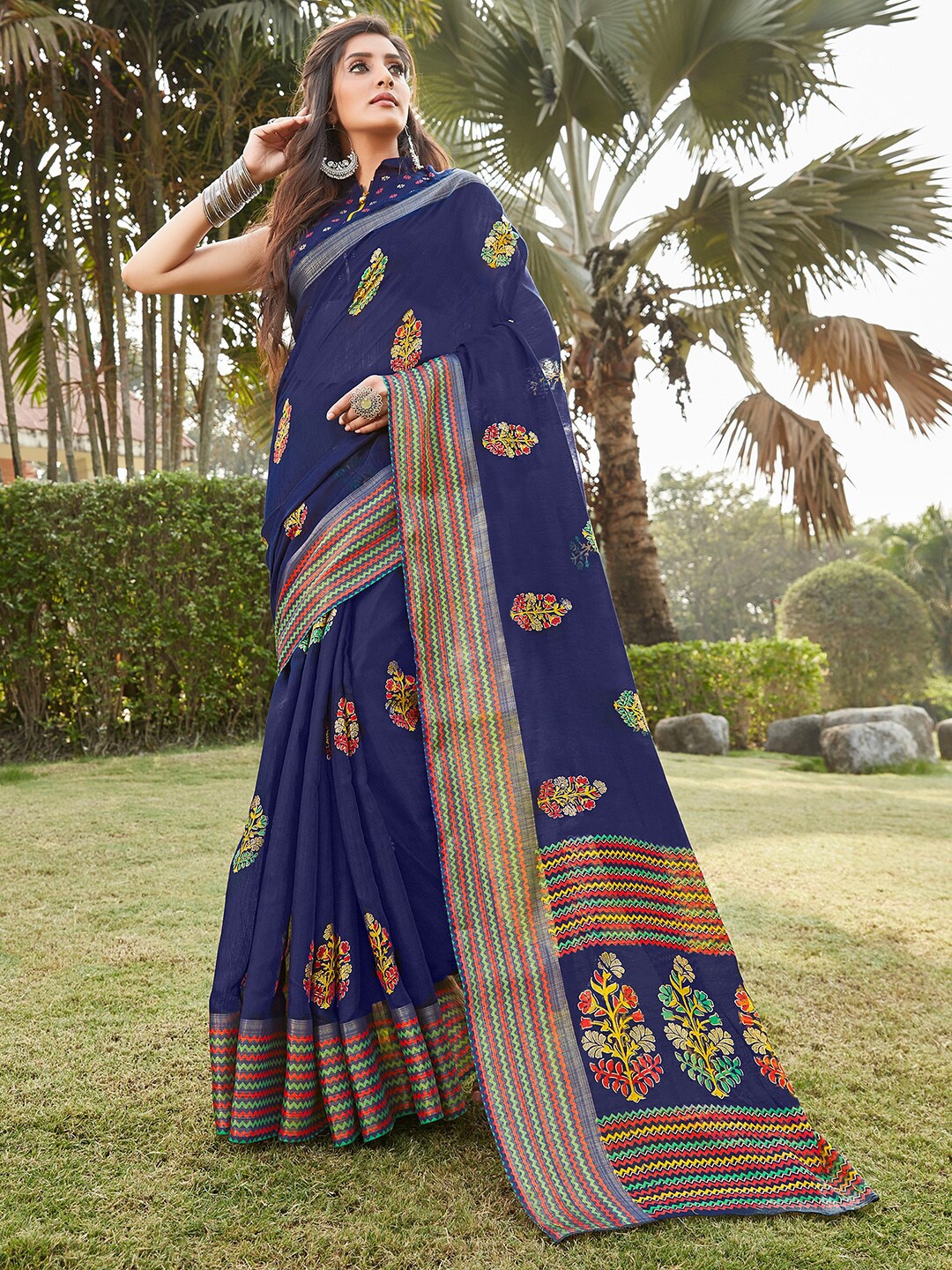 

Mitera Navy Blue & Yellow Floral Linen Blend Block Print Saree
