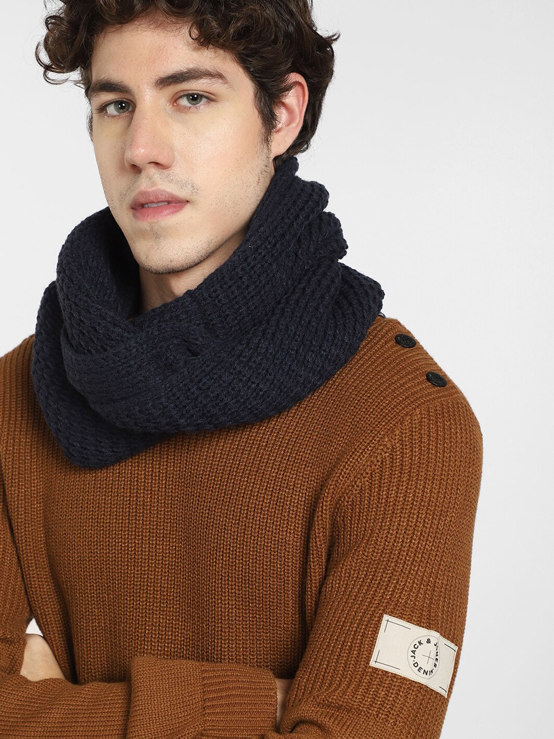 

Jack & Jones Men Blue Scarf