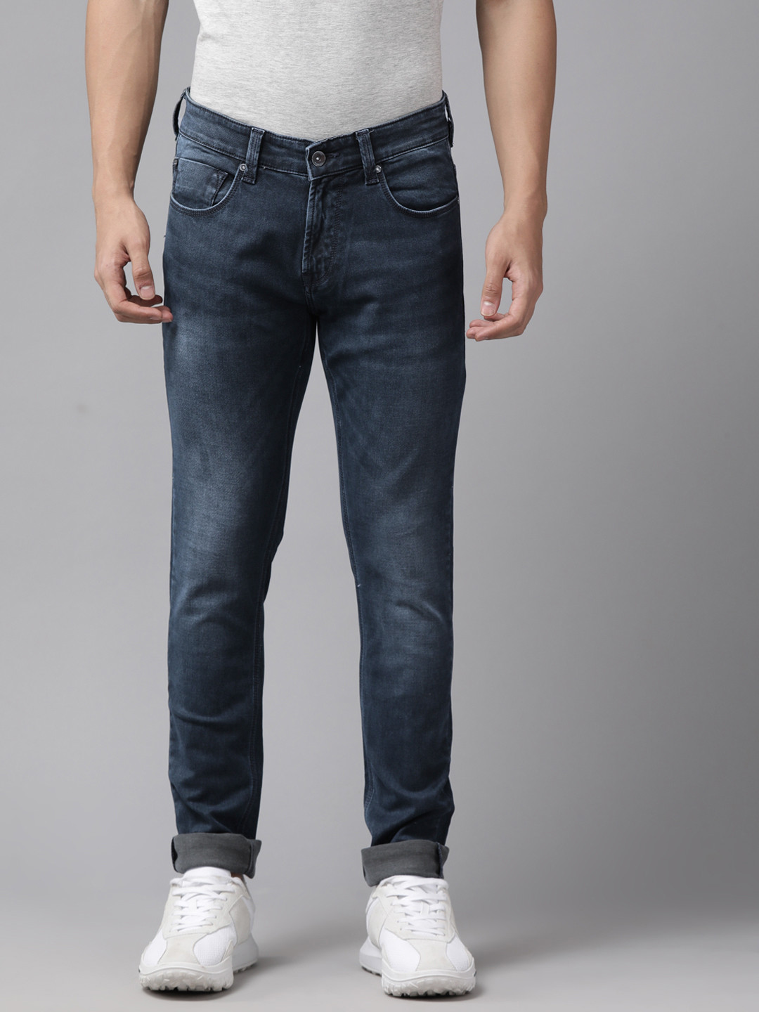 

SPYKAR Men Slim Fit Low-Rise Light Fade Stretchable Jeans, Blue