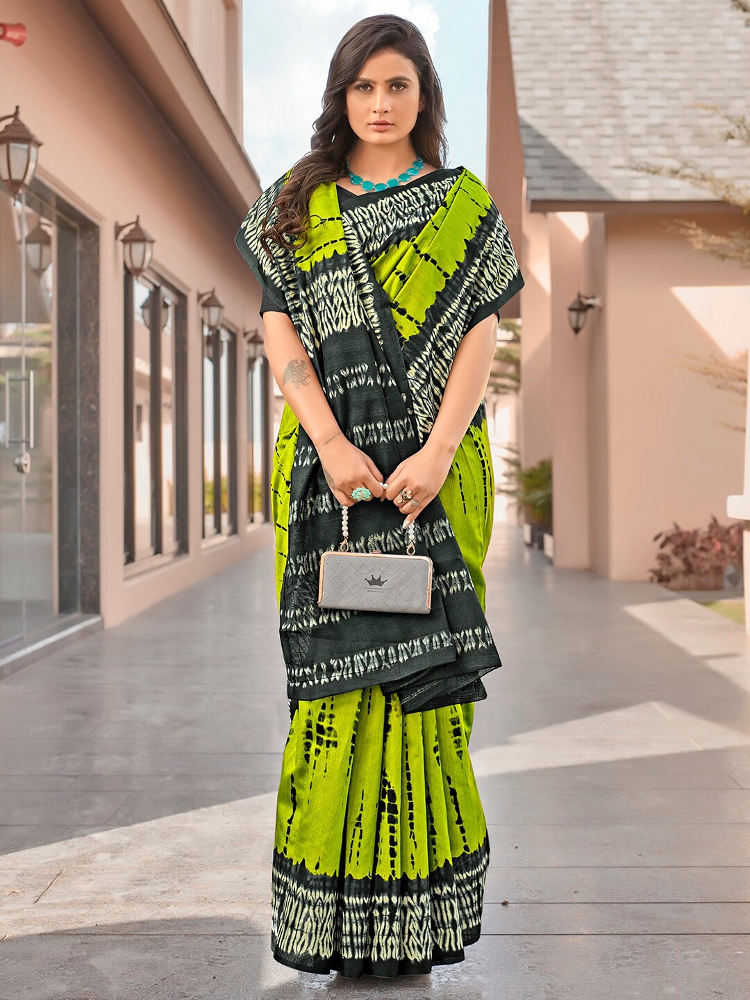 

Mitera Green & Black Batik Art Silk Block Print Saree