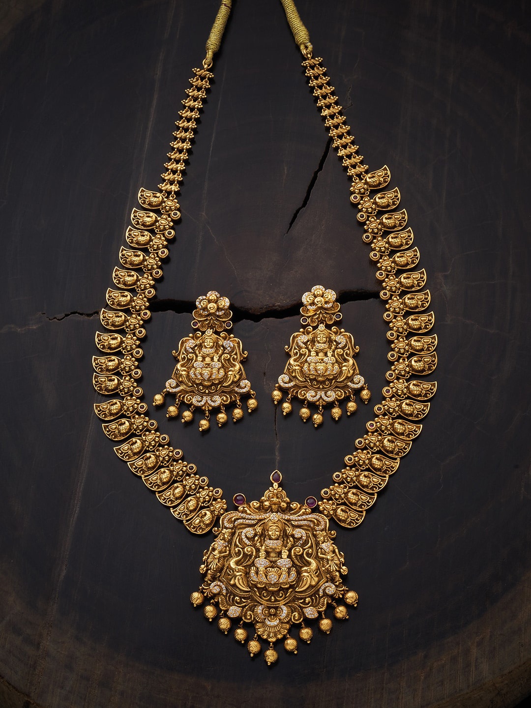 

Kushal's Fashion Jewellery Gold-Plated Temple Jewellery Set