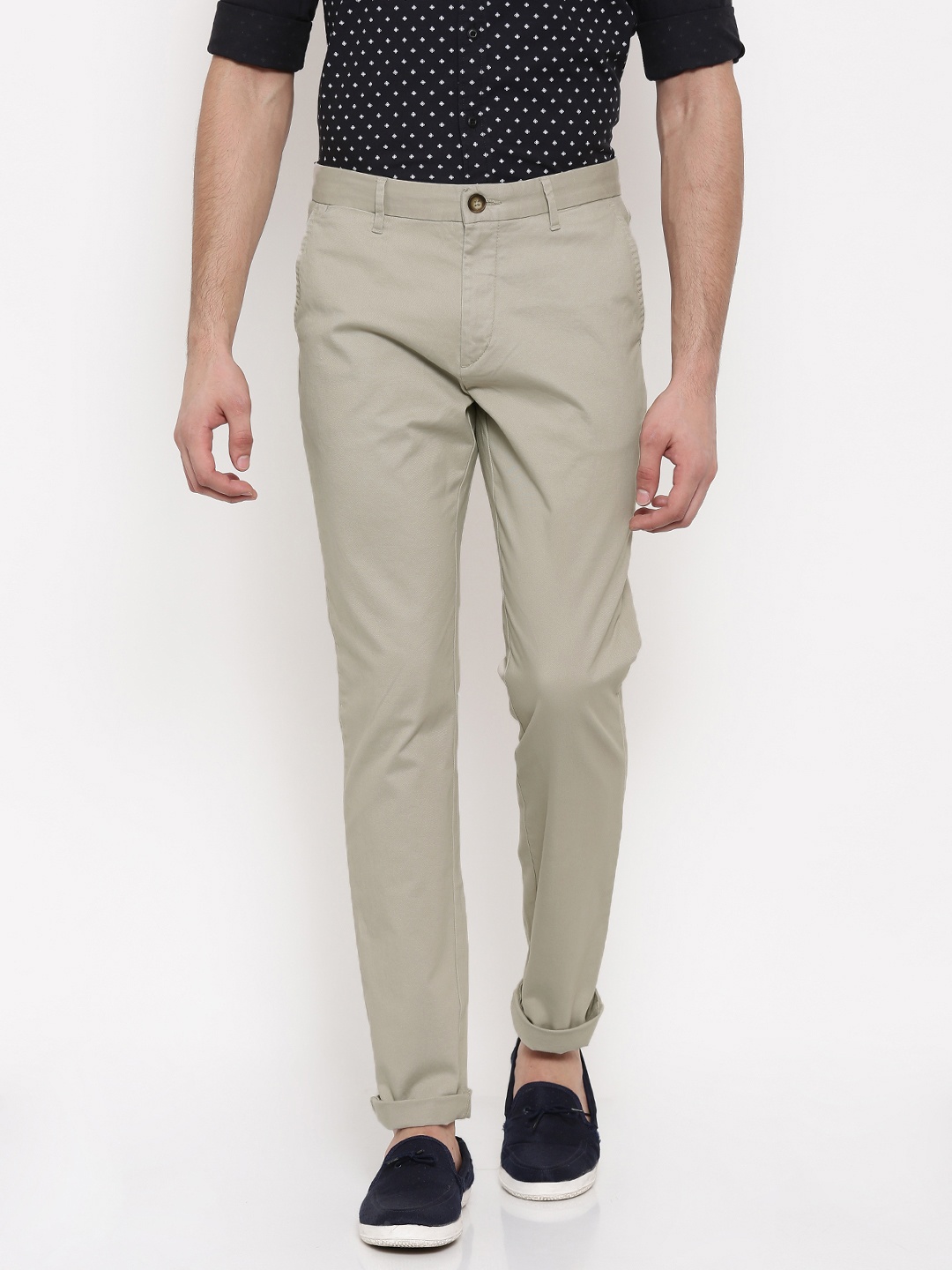 

U.S. Polo Assn. Men Beige Slim Fit Solid Chinos