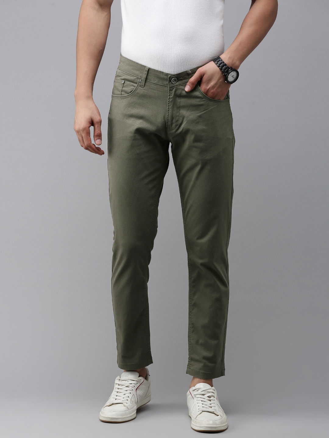 

SPYKAR Men Flat Front Solid Mid Rise Regular Trousers, Olive