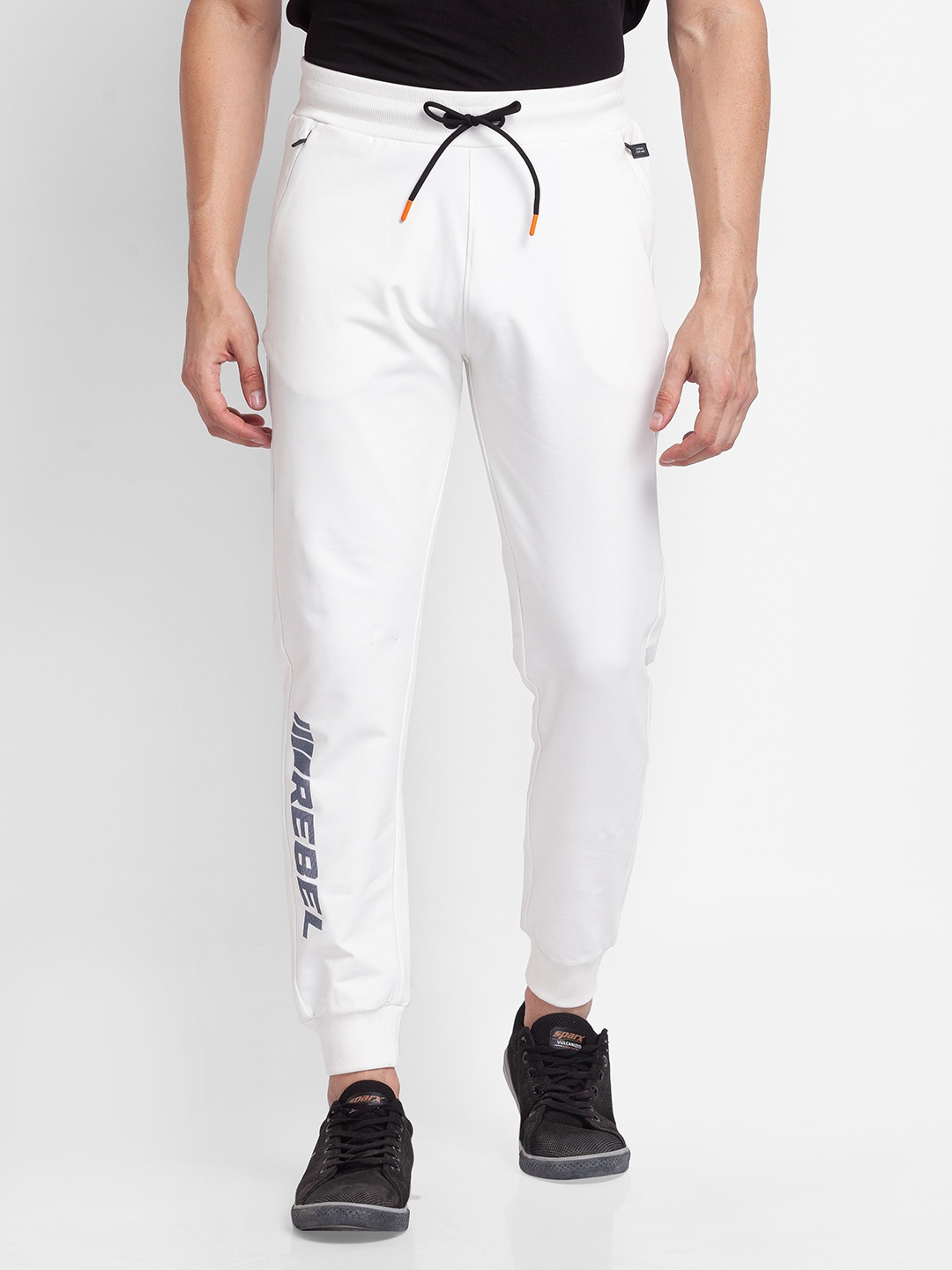 

SPYKAR Men Mid-Rise Slim-Fit Jogger, Off white