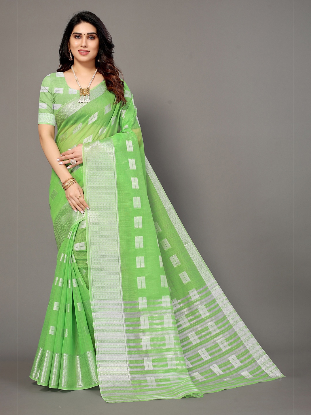 

Winza Designer Green & Silver-Toned Ethnic Motifs Zari Silk Blend Fusion Banarasi Saree