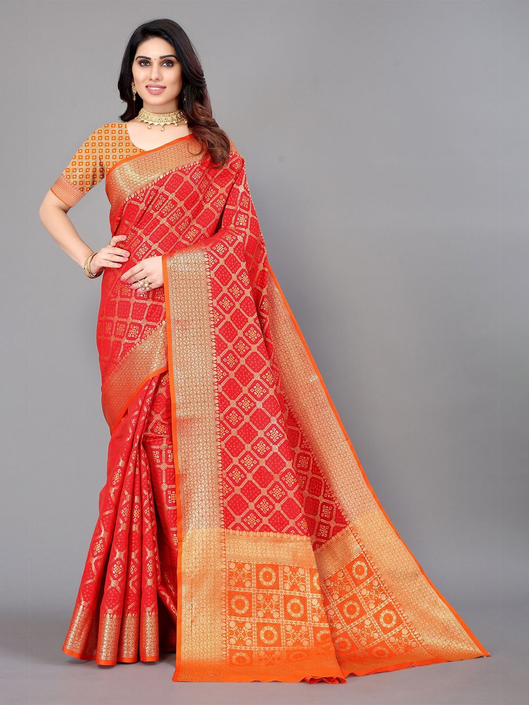 

Winza Designer Red & Gold-Toned Ethnic Motifs Zari Silk Blend Fusion Banarasi Saree