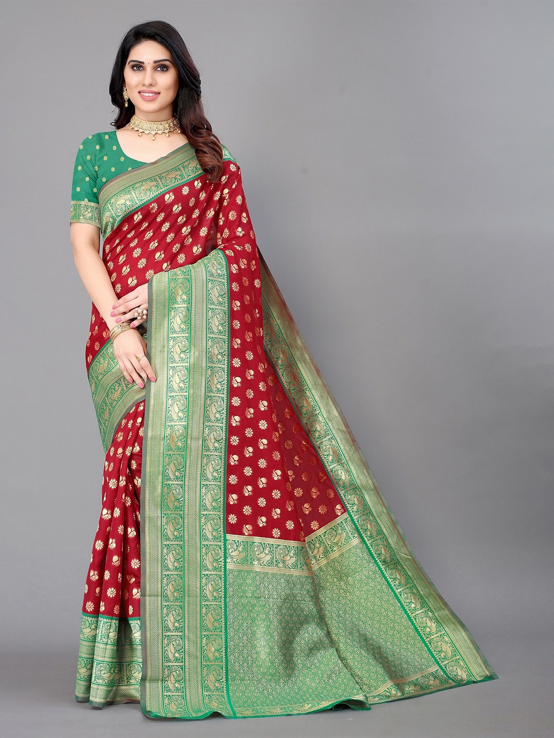 

Winza Designer Maroon & Green Ethnic Motifs Zari Silk Blend Banarasi Saree