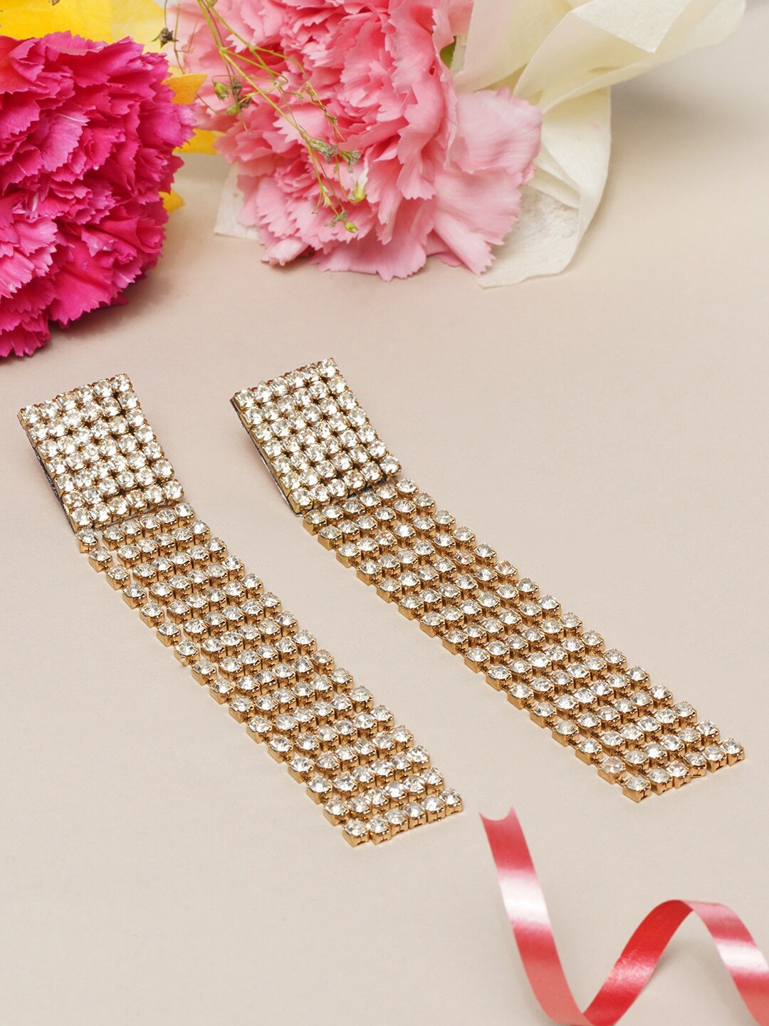 

DressBerry Rose Gold & White Contemporary Drop Earrings