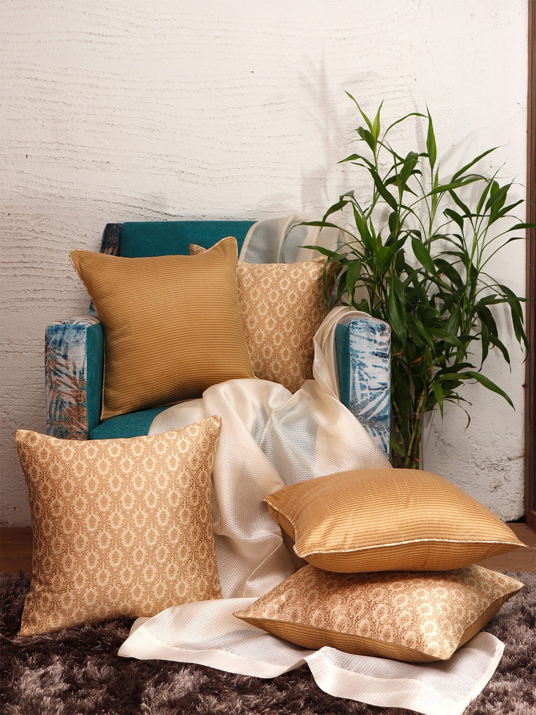 

ZEBA Gold-Toned & Brown Set of 5 Ethnic Motifs Square Cushion Covers