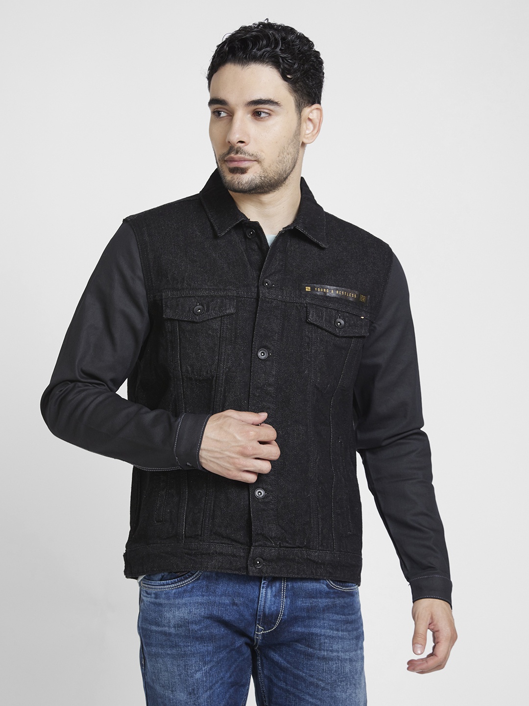 

SPYKAR Solid Spread-Collar Pure Cotton Denim Jacket, Black