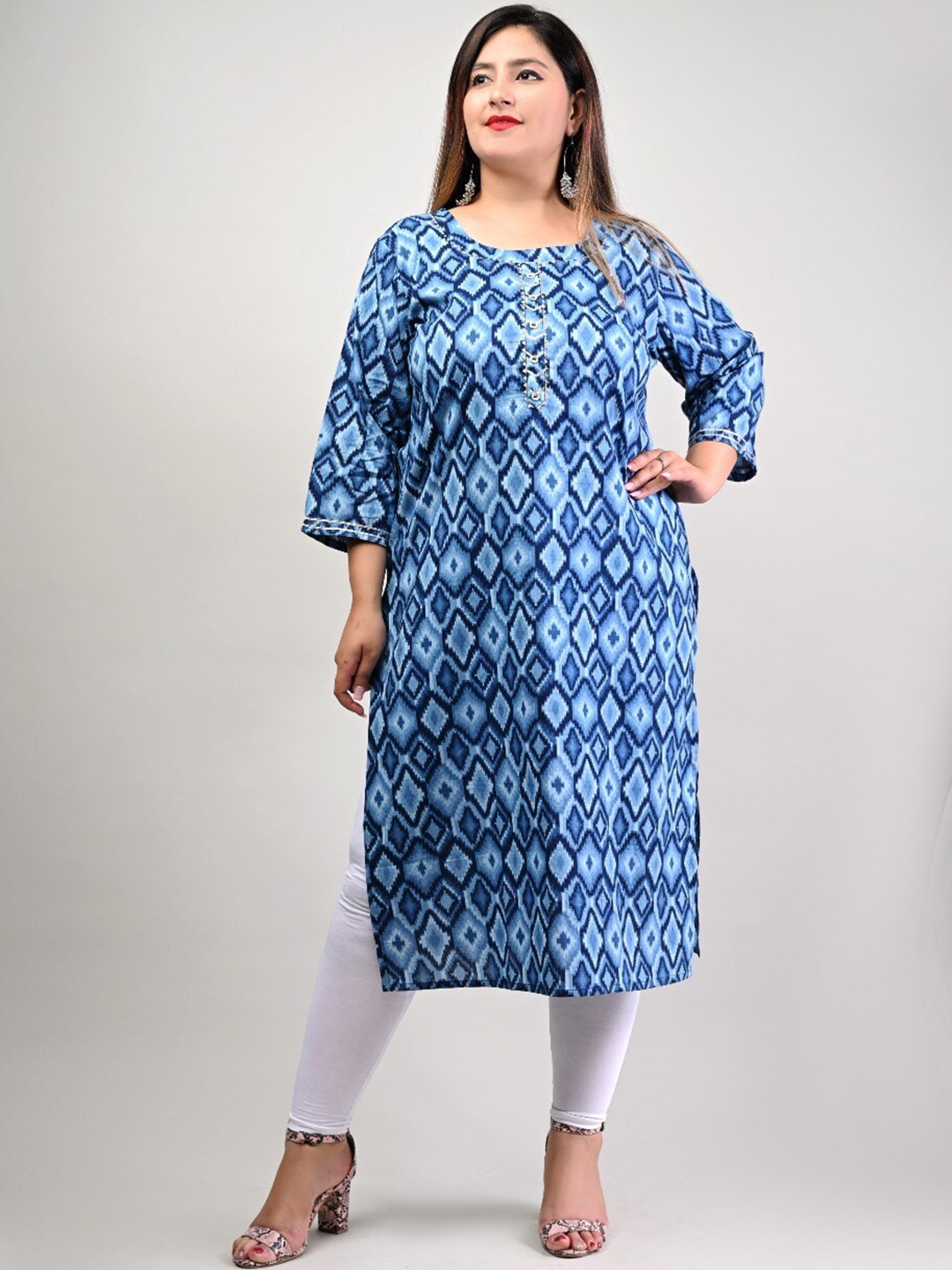 

Swasti Women Plus Size Blue Printed Straight Kurta
